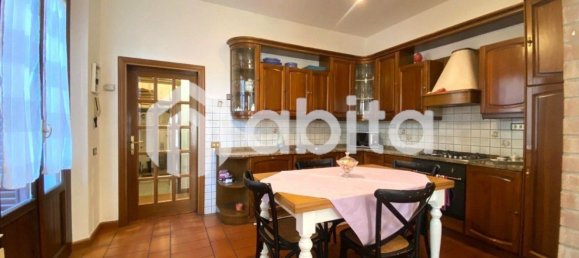 7-Zimmer Wohnung in Terranuova Bracciolini, Italy, Nr. 299692 12