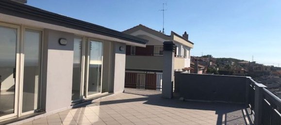 Bâtiment à Marano di Napoli, Italy 400m² No. 86184 6