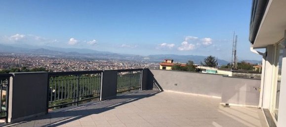 Bâtiment à Marano di Napoli, Italy 400m² No. 86184 7
