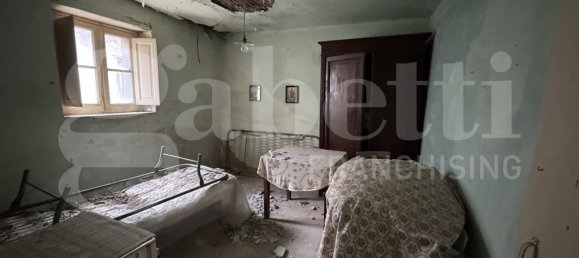 5 rooms House in Villafranca Tirrena, Italy No. 363255 15