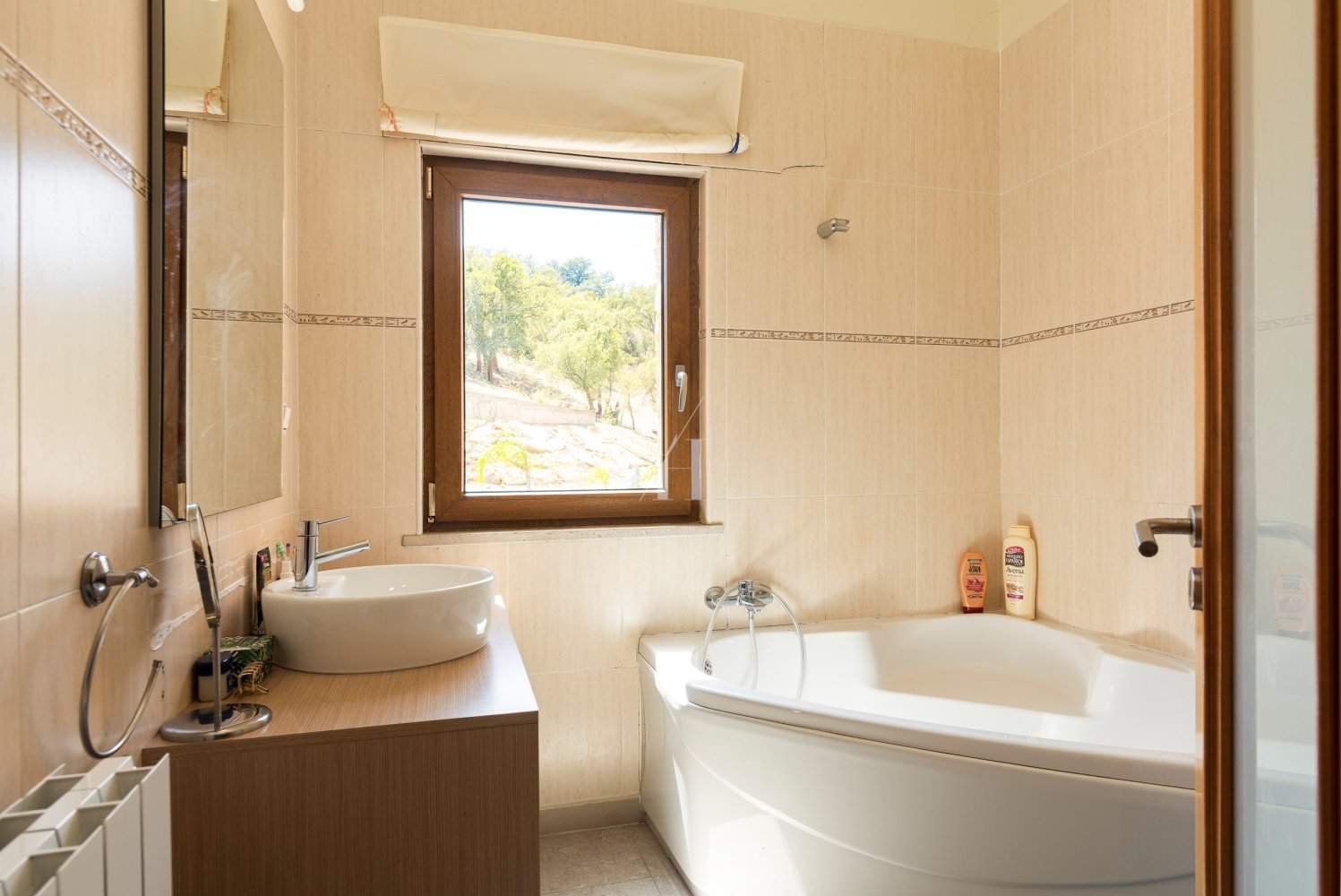 Villa de 4 dormitorios en Santa Catarina da Fonte do Bispo, Portugal No. 154483