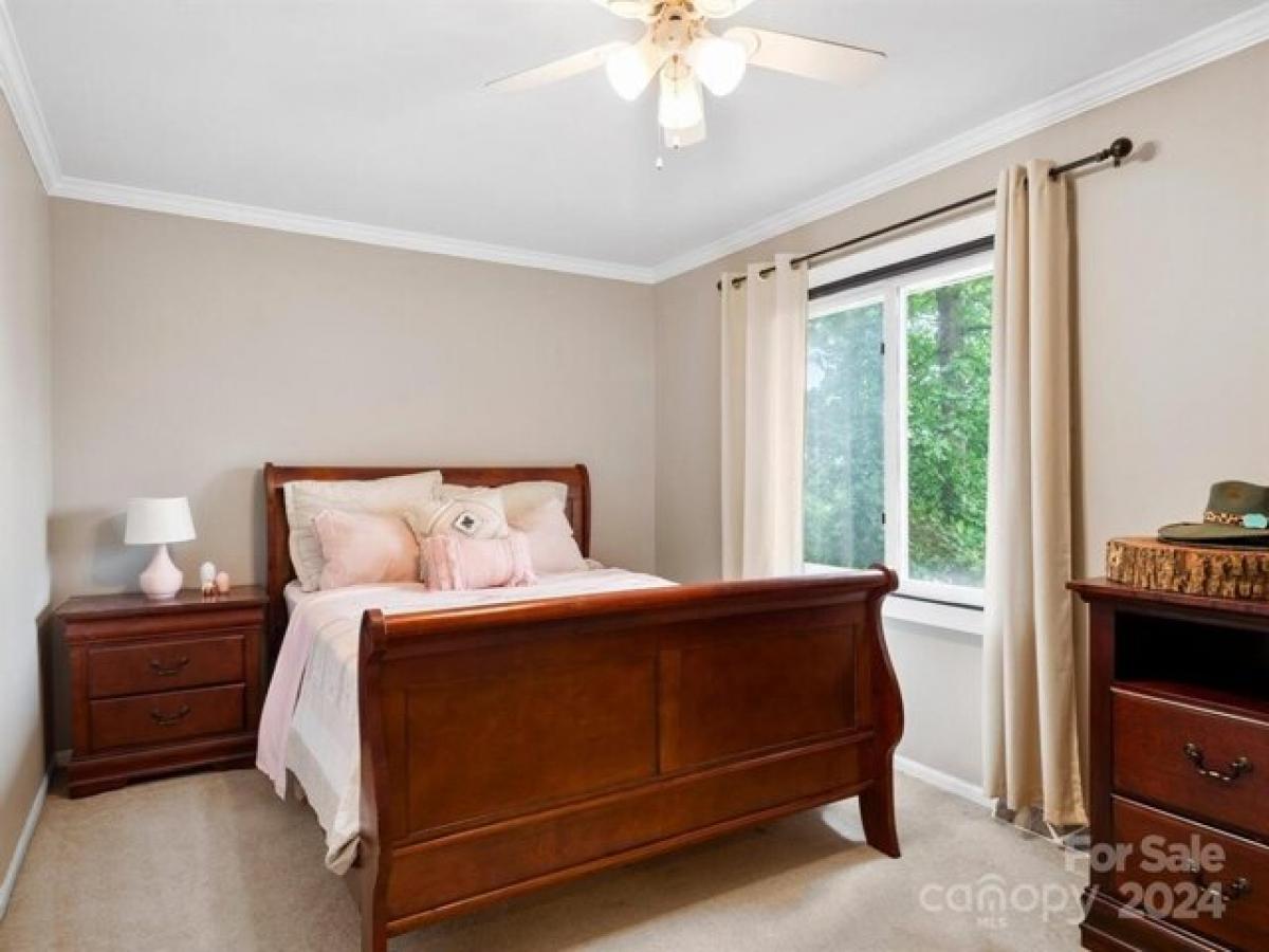 4 bedrooms House in Fletcher, USA No. 396620