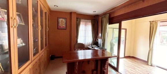 6 bedrooms House in Chiang Mai, Thailand No. 23373 10