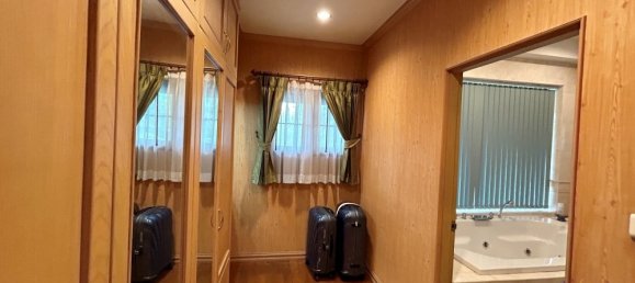 6 bedrooms House in Chiang Mai, Thailand No. 23373 11