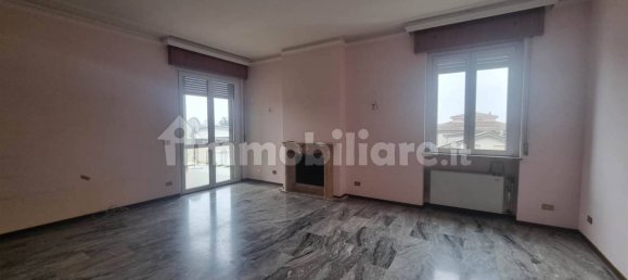 3 chambres Appartement à Piacenza, Italy No. 173791 8