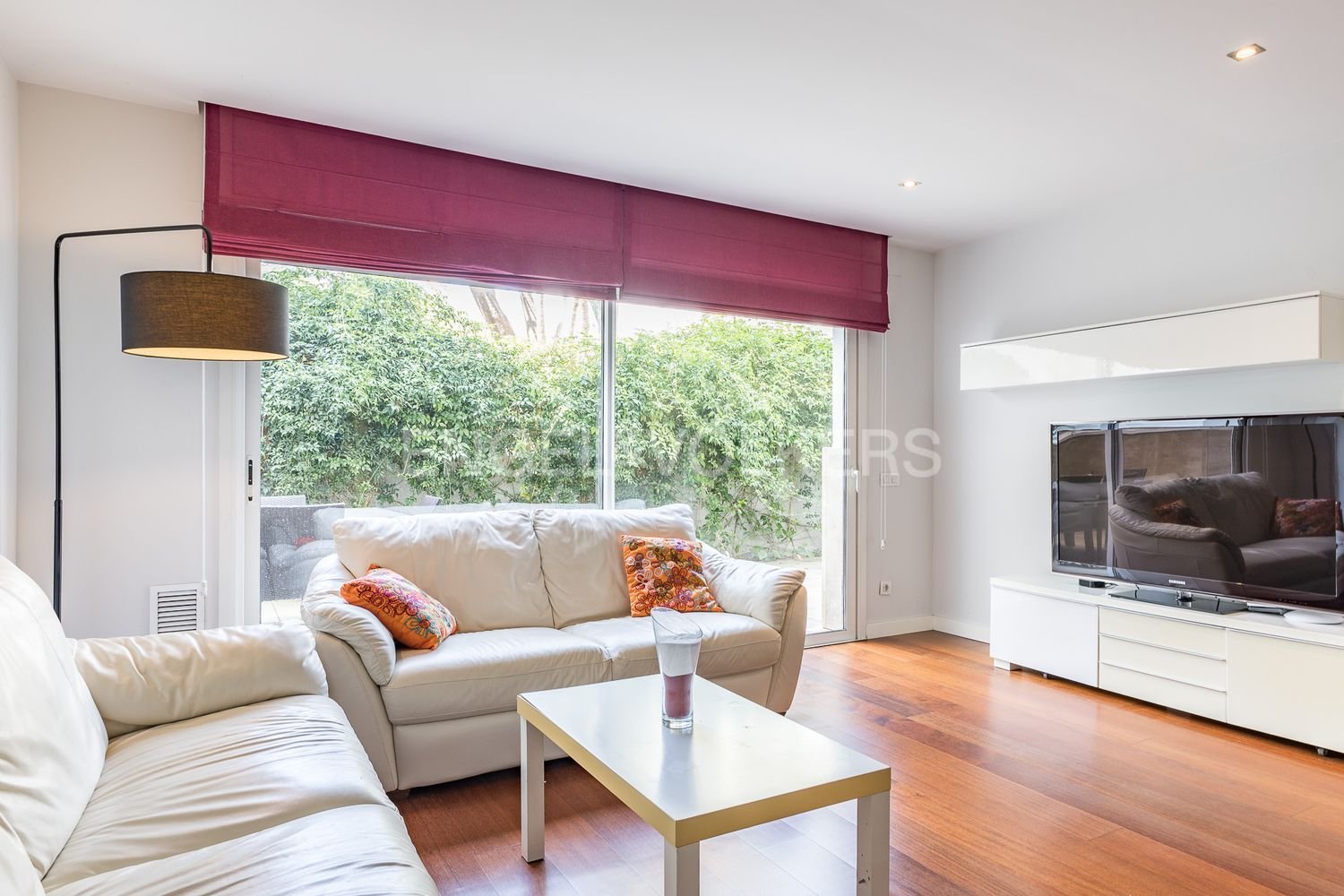 Дуплекс с 3 спальнями в Ситжес, Испания № 137124