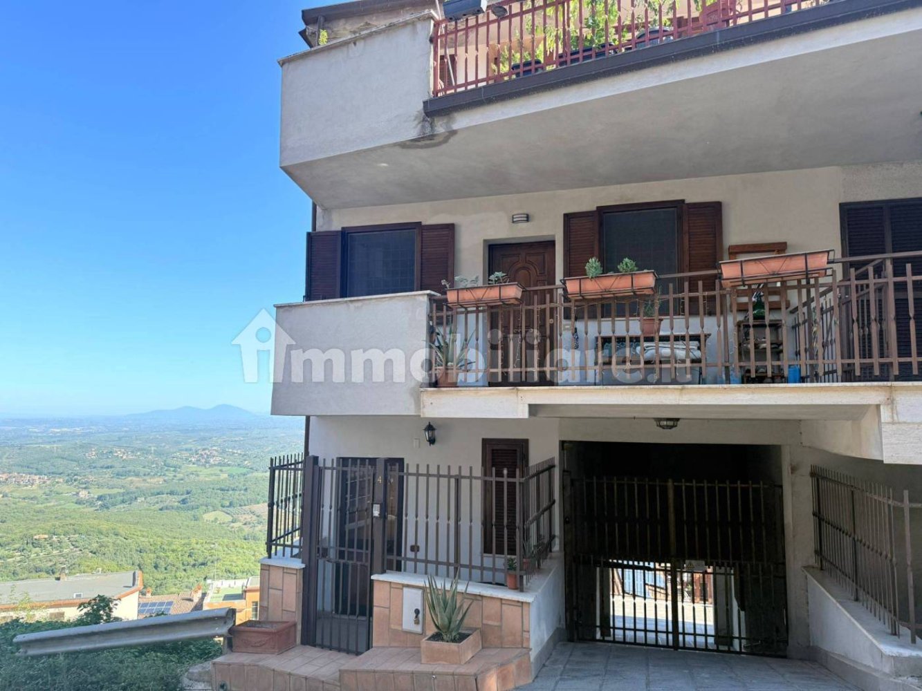 2 bedrooms Apartment in Sant'Angelo Romano, Italy No. 369409