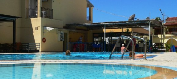 400m² Townhouse in Corfu, Greece No. 6313 2