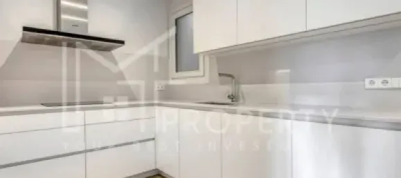 Квартира с 3 спальнями в Эшампле, Испания № 183878 4