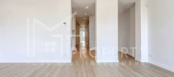 Квартира с 3 спальнями в Эшампле, Испания № 183878 2