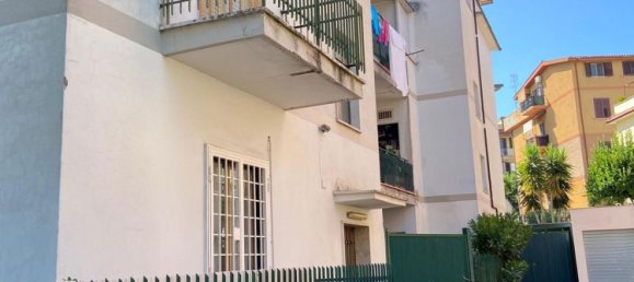 3 Schlafzimmer Wohnung in Rome, Italy, Nr. 314267 2