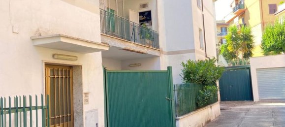 3 Schlafzimmer Wohnung in Rome, Italy, Nr. 314267 3