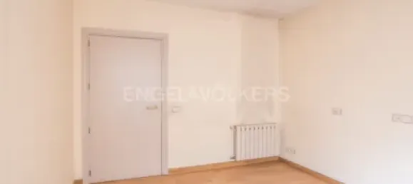 Apartamento de 5 dormitorios en Madrid, Spain No. 176758 8