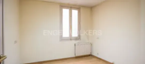 Apartamento de 5 dormitorios en Madrid, Spain No. 176758 10