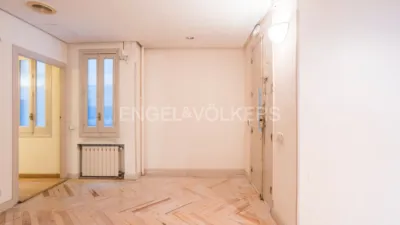 Apartamento de 5 dormitorios en Madrid, Spain No. 176758