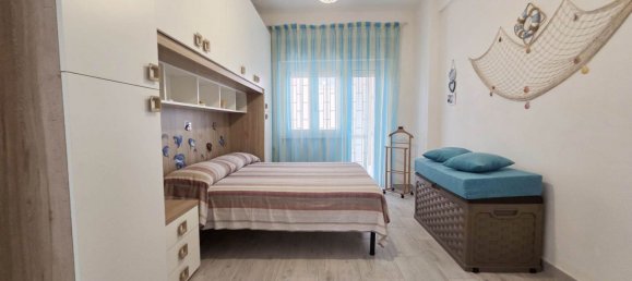 3 bedrooms Apartment in Pomezia, Italy No. 332090 9