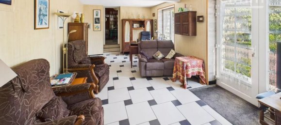 4 chambres Maison de ville à Bourg-des-Comptes, France No. 330796 6