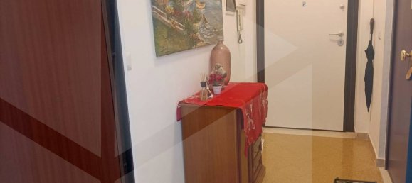 5 rooms Commercial property in Bari, Italy No. 21023 3