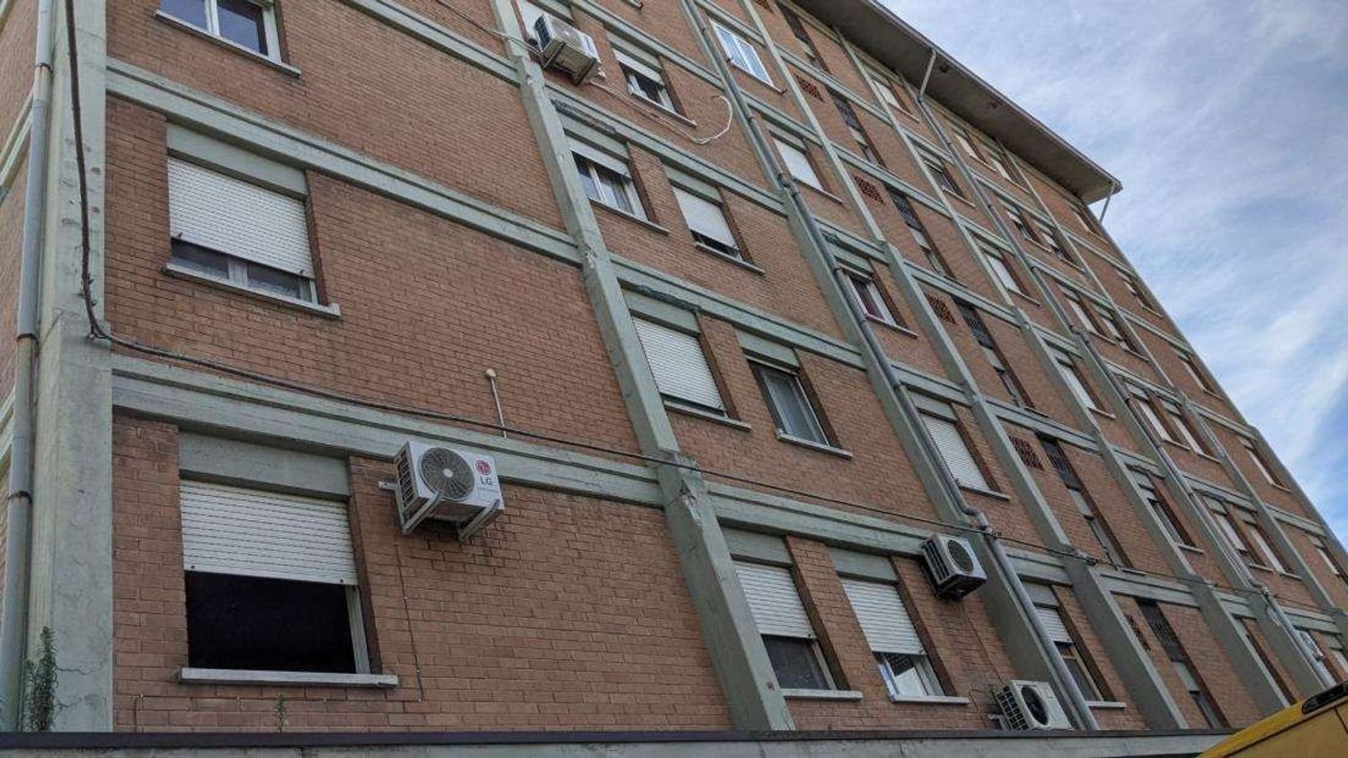 9 bedrooms Apartment in Carpi, Italy No. 347662