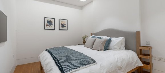 3 bedrooms House in London, United Kingdom No. 13189 12