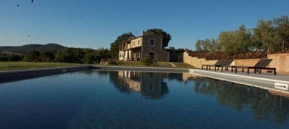 10 rooms House in Manciano, Italy No. 77512 3
