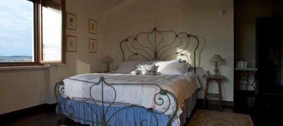 10 rooms House in Manciano, Italy No. 77512 14