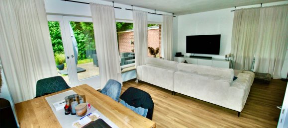 6 rooms Townhouse in Altona, Germany No. 366739 4