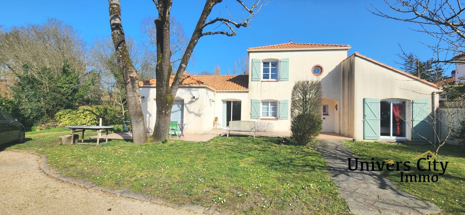4 Schlafzimmer Villa in Basse-Goulaine, France, Nr. 192601