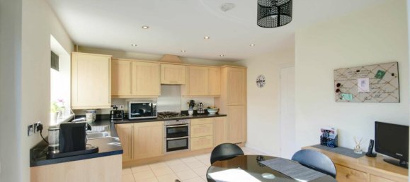 4 غرف نوم منزل في Gloucester, United Kingdom رقم 13579 6