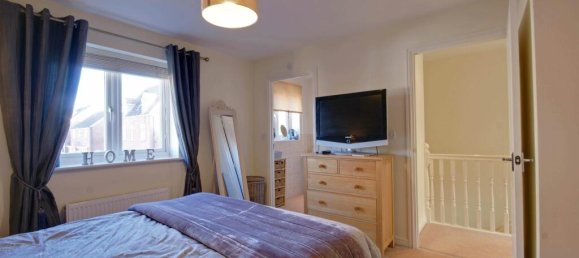 4 غرف نوم منزل في Gloucester, United Kingdom رقم 13579 13