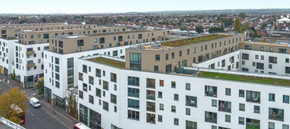 2 bedrooms Office in London, United Kingdom No. 7842 14