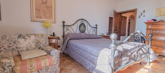 4 Schlafzimmer Villa in Gavorrano, Italy, Nr. 209006 16
