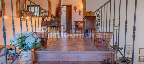 4 Schlafzimmer Villa in Gavorrano, Italy, Nr. 209006 12