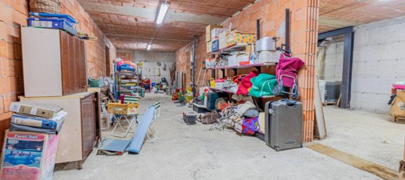 4 Schlafzimmer Villa in Gavorrano, Italy, Nr. 209006 24