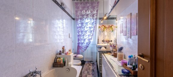 7-salle Appartement à Genoa, Italy No. 187331 14