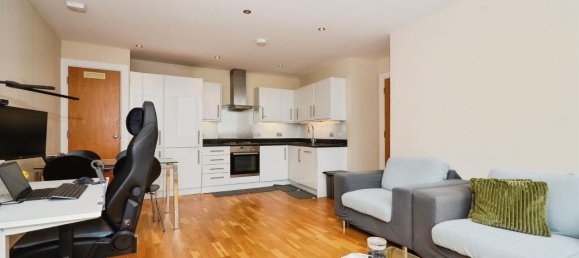 1 bedroom Apartment in Harrow, United Kingdom No. 6380 10