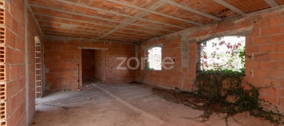 Terrain à Arganil, Portugal 977m² No. 97408 9