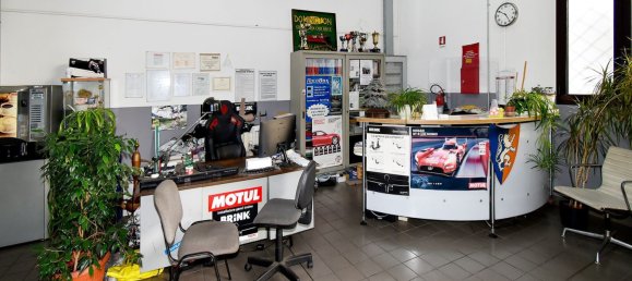 Imóvel comercial em Nerviano, Italy 620 m² N.º 34296 2