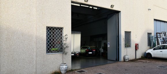 Imóvel comercial em Nerviano, Italy 620 m² N.º 34296 7