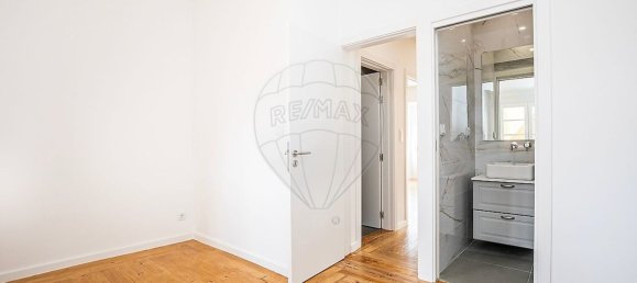 4 bedrooms Apartment in Lisbon, Portugal No. 117503 6