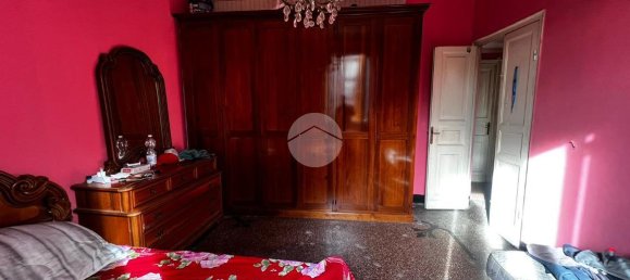 5-Zimmer Wohnung in Genoa, Italy, Nr. 168028 10
