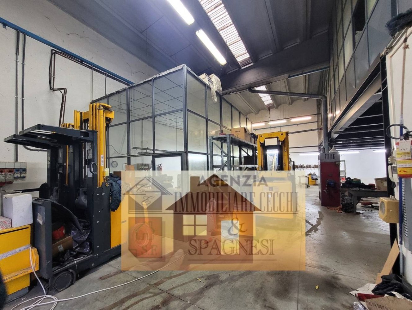 3غرفة مستودع في Signa, Italy رقم 148463