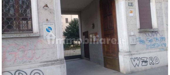 Apartamento de 2 dormitorios en Milan, Italy No. 337623 20