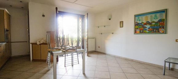 4 rooms Apartment in Prato, Italy No. 129294 16