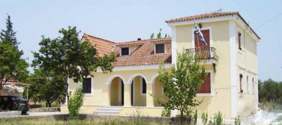 4 bedrooms Commercial property in Zakynthos, Greece No. 596 2