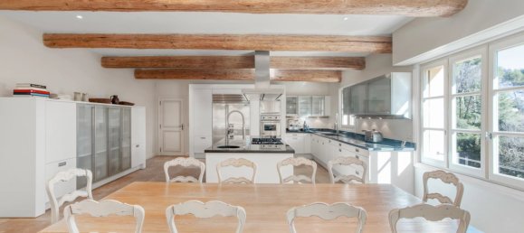 5 bedrooms Villa in Mougins, France No. 38316 5