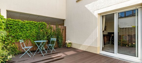 Casa de 3 dormitorios en Courbevoie, France No. 130214 2