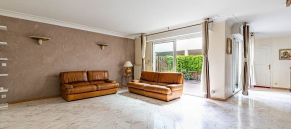 Casa de 3 dormitorios en Courbevoie, France No. 130214 5