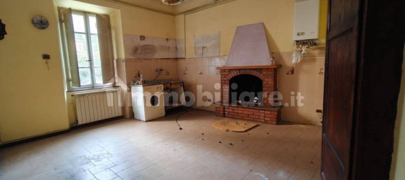 5 rooms Building in Camaiore, Italy No. 251860 11