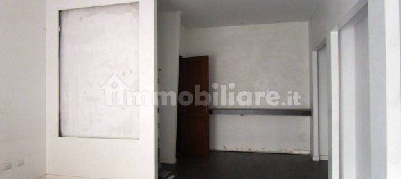 2غرفة عقار تجاري في Foggia, Italy رقم 142524 4